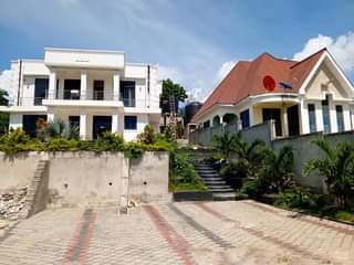 A picture of NYUMBA YA GHOROFA INAUZWA BINAFSI BEI POAA KINYEREZI DAR ES