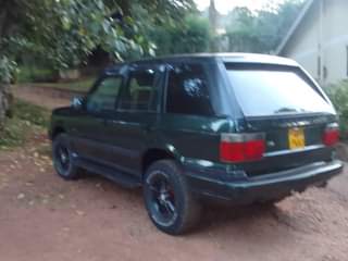 A picture of Range rover