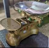 A picture of We sell new weighing scales at only 200000 free delivery