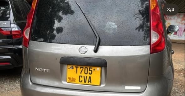A picture of Nissan note iko dodoma