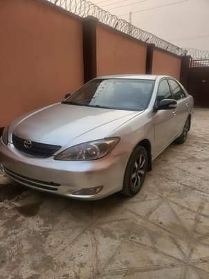 A picture of Toyota Camry 03 04