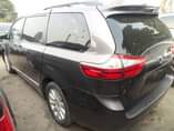 A picture of Toyota sienna model 2015 N wi 4 6million For Complete