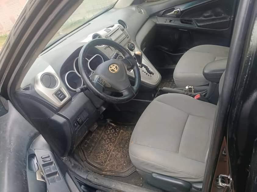 A picture of DISTRESSED SALES Toyota matrix 09model Tokunbo Standard First owner First