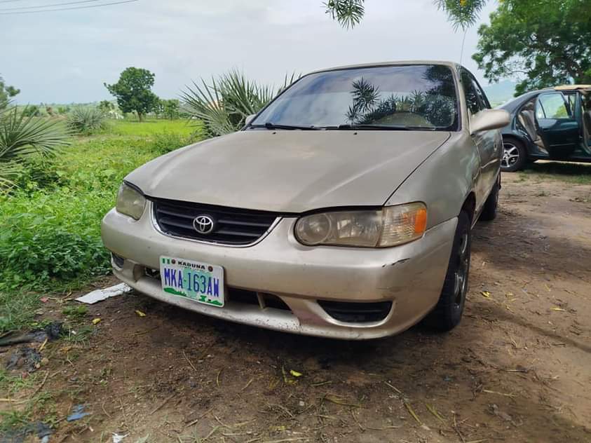 A picture of Distress sale Toyota Corolla 2002