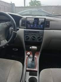 A picture of Toyota Corolla 2005 model le