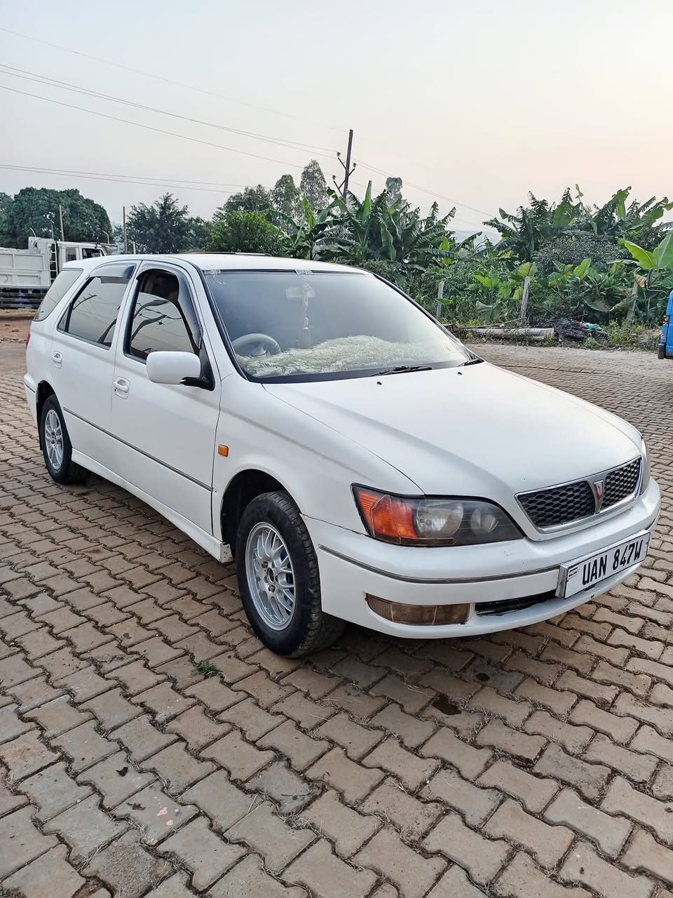 A picture of TOYOTA VISITA ADEO