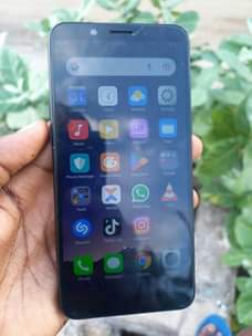 A picture of Oppo A83