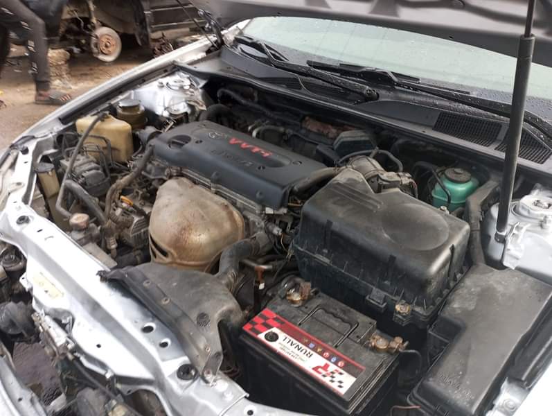 A picture of Belgium Grade naija used 2004 Toyota Camry big daddy with