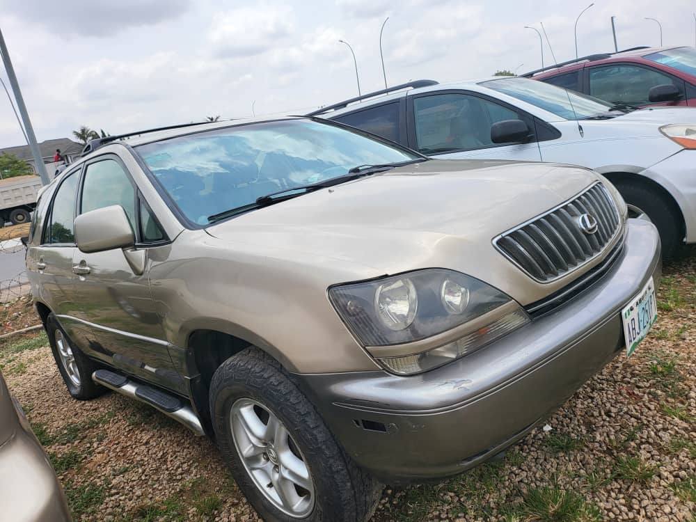 A picture of Sharp RX300 untempared engine and gear ac needs gas money
