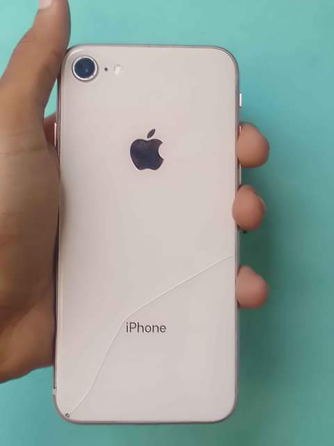 A picture of Iphone 8 plain
