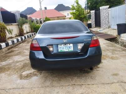 A picture of Honda Accord 2006