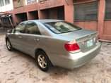 A picture of TOYOTA CAMRY 06