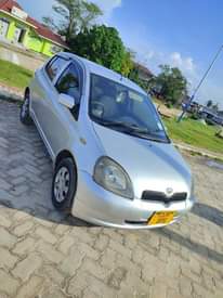 A picture of TOYOTA VITZ 0714058883