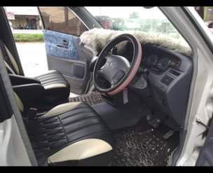 A picture of TOYOTA NOAH