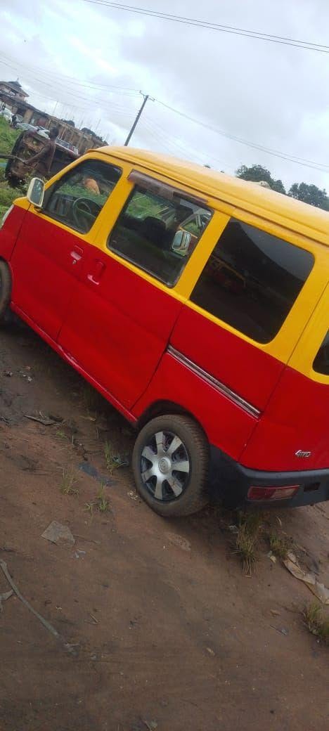 A picture of Bus