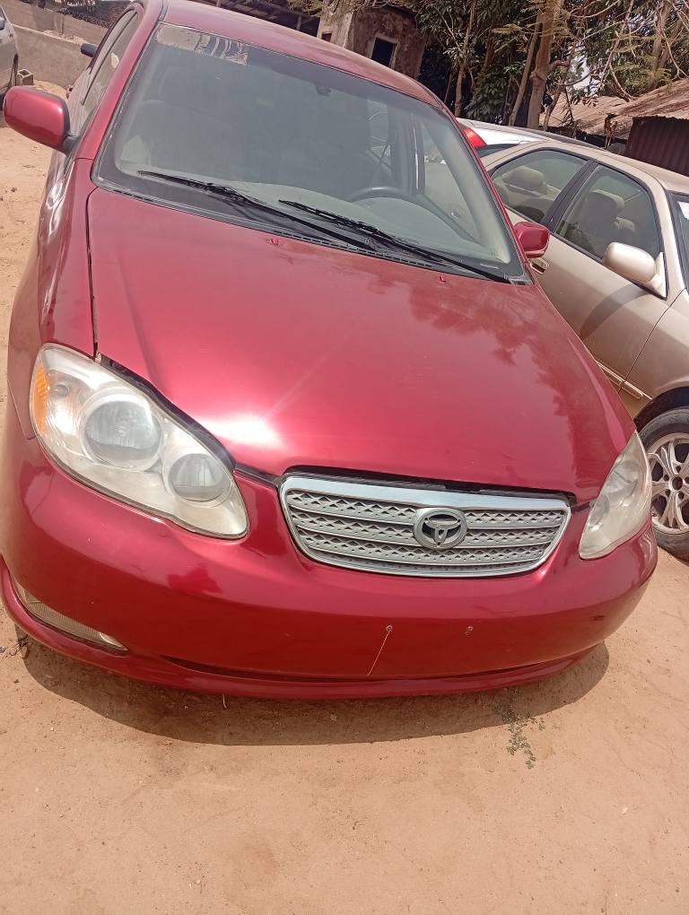 A picture of 2008 corolla mkd Elik