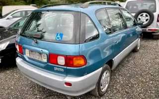 A picture of Tokunbo auction sales Toyota Toyota picnic buy and drive with
