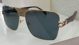 A picture of Sun Glasses