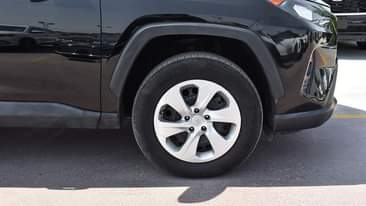 A picture of Toyota RAV4 2021