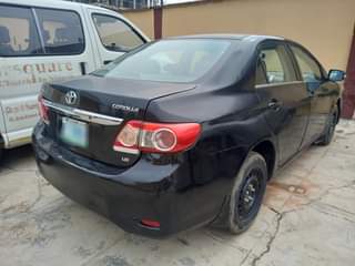 A picture of AWOOF VERY SOUND AND SHARP 2012 COROLLA SELLING LOW 2
