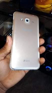 A picture of Samsung j3