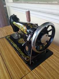 A picture of Original Singer Sewing Machine