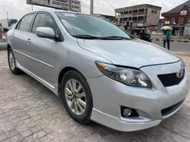 A picture of Toyota Corolla 2010 S