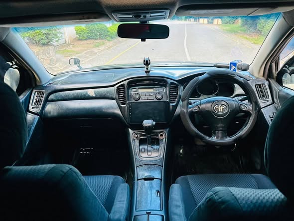 A picture of TOYOTA KLUGER DSW INAUZWA