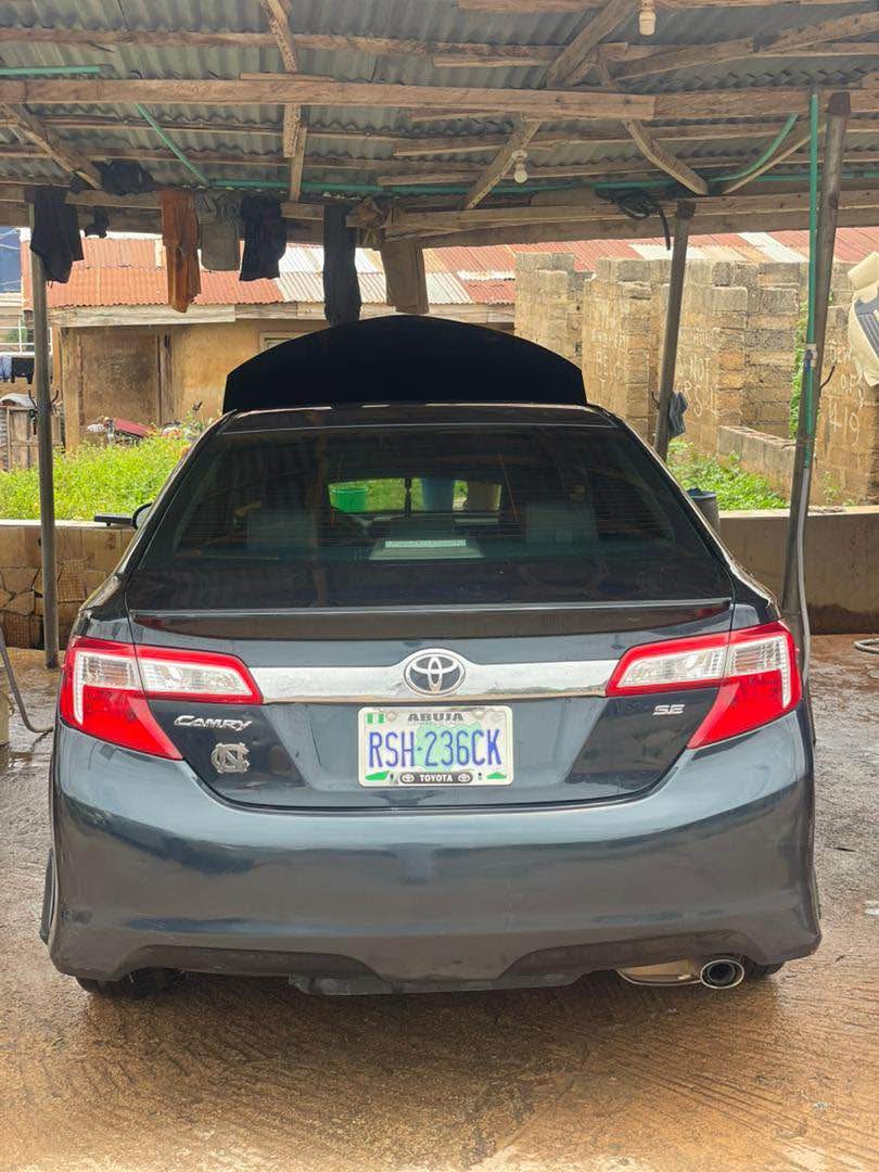 A picture of TOYOTA CAMRY 012 