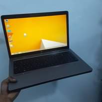 A picture of laptop hp core 2duo inch 17