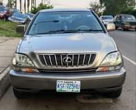 A picture of Hottest Deal Registered 2001 RX300