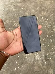 A picture of iphone x
