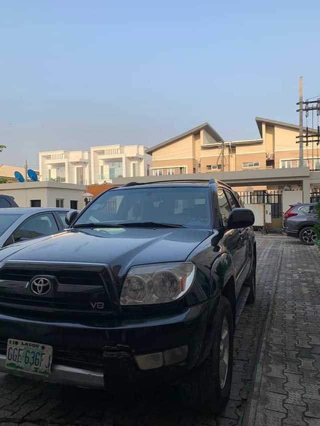 A picture of Toyota 4runner