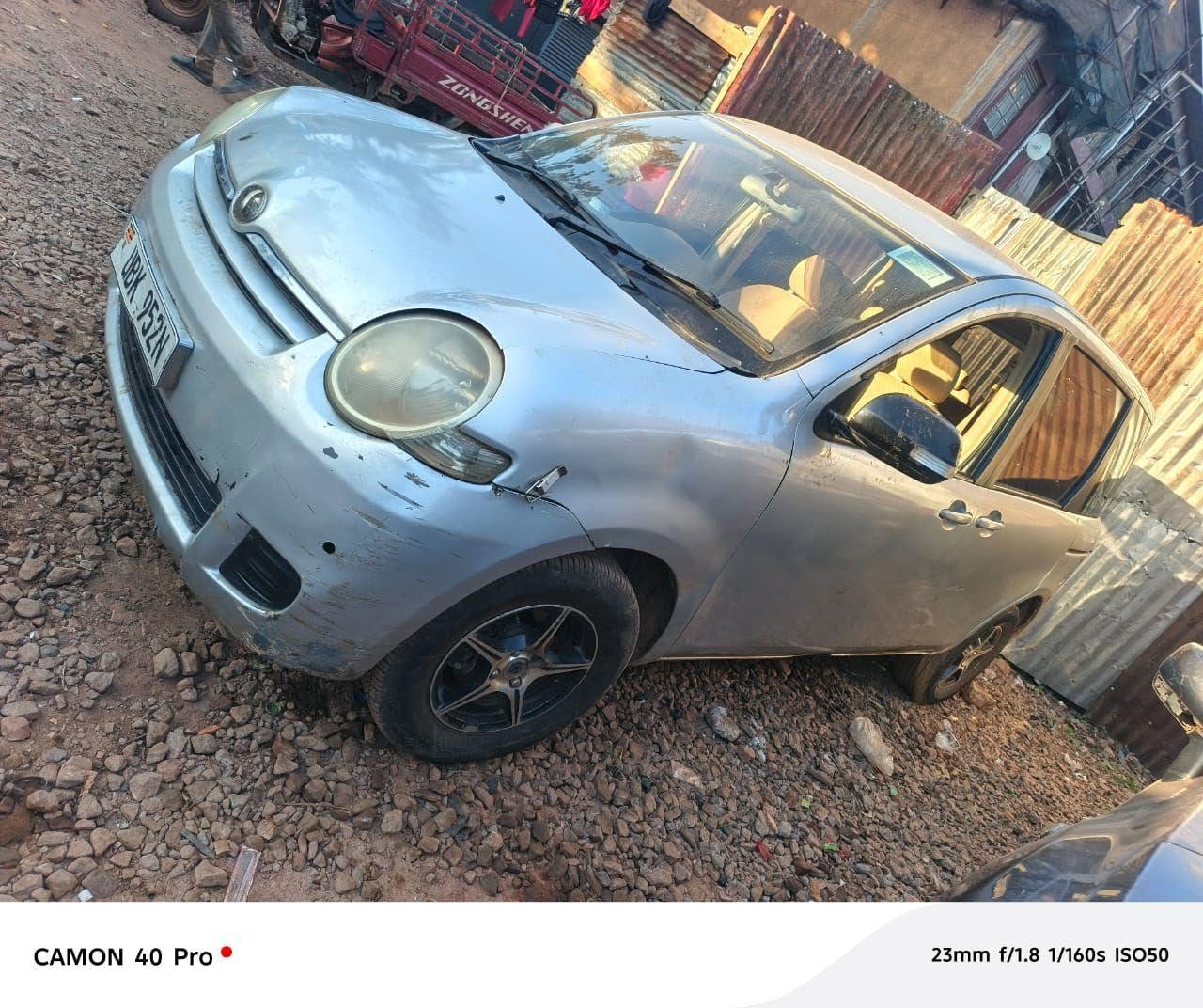 A picture of Toyota sienta