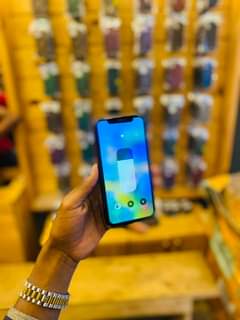 A picture of iPhone XR 256GB