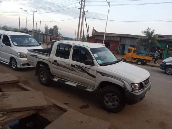 used toyota hilux