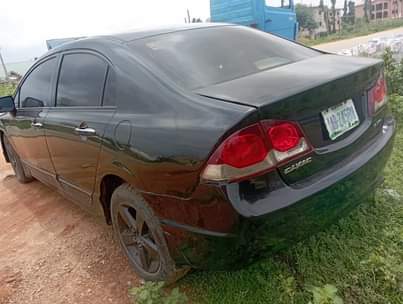 A picture of Honda Civic I robot