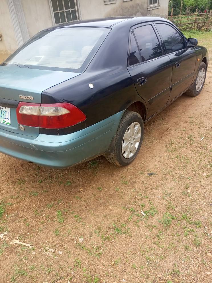 A picture of MAZDA 626 MANUAL DRIVE
