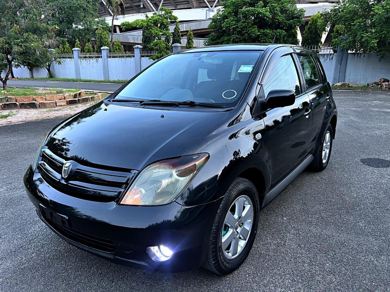A picture of Toyota IST