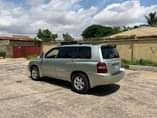 A picture of Clean used 2006 2007 Toyota highlander 3seat rows Location is