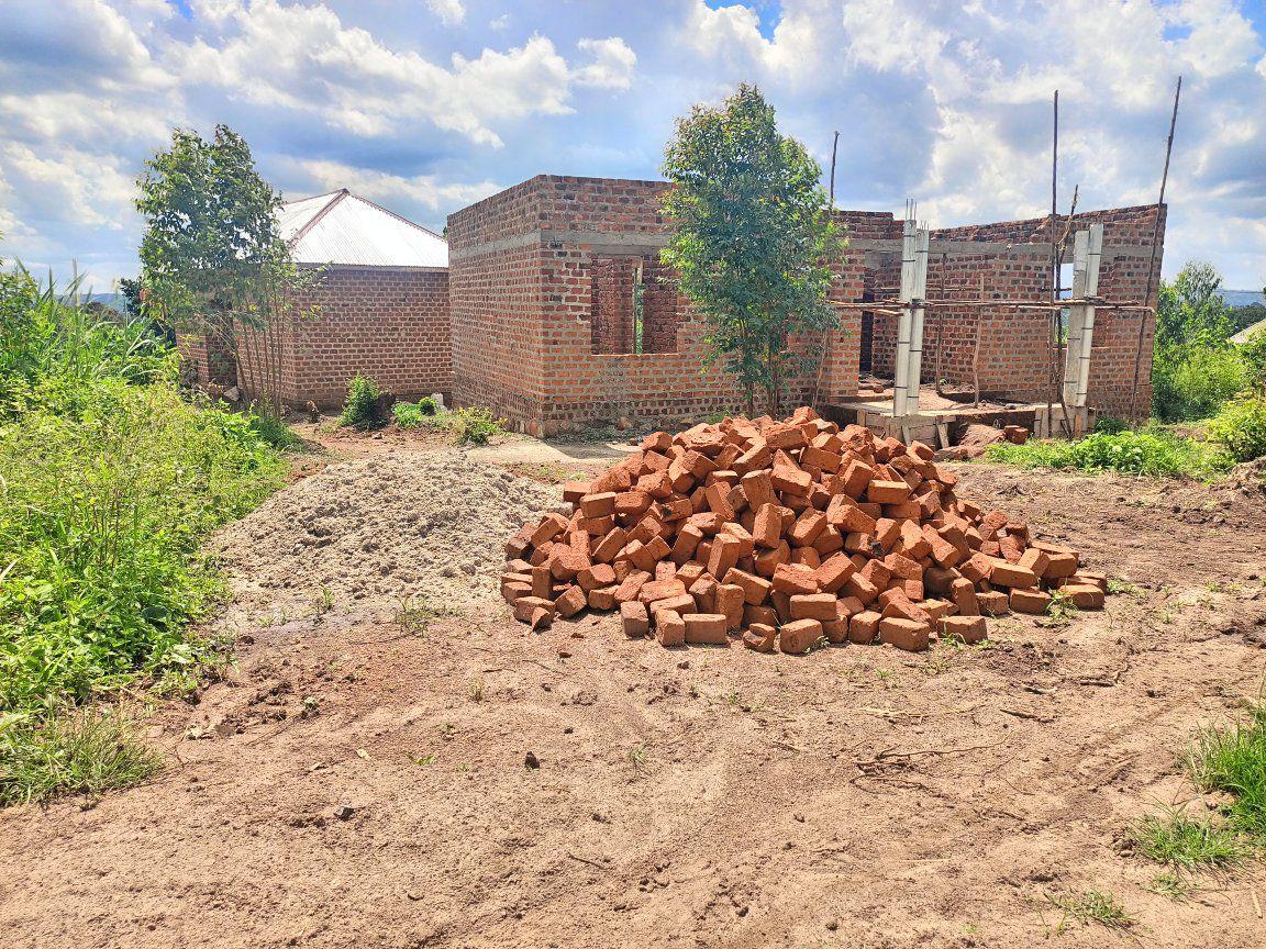 A picture of 2M PLOT ON SALE Located matugga kiloro Baale Wakiso district