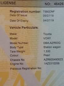 A picture of TOYOTA VOXY