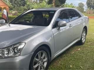 A picture of Toyota Crown Majesta