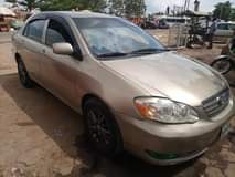 A picture of 2005 TOYOTA COROLLA