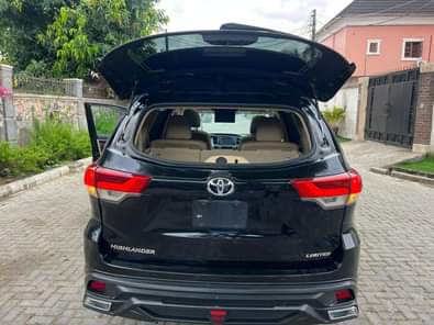A picture of Toyota Highlander 014 Upgraded To 2019 Call 08076339896 WhatsApp 08185408509