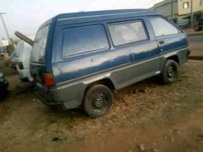 A picture of A clean Toyota Hiease Container is for sale Status Belgium