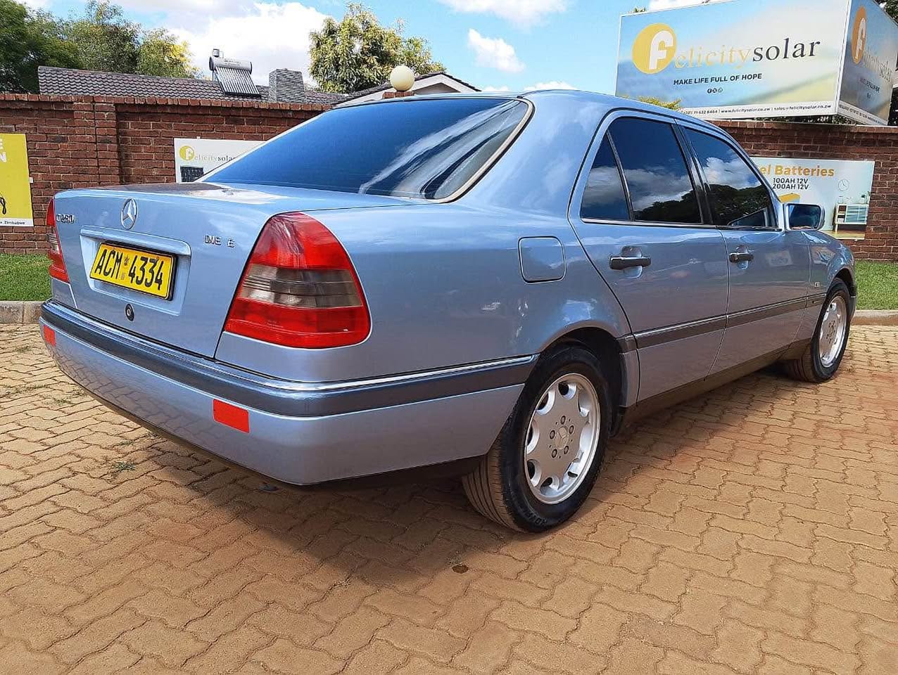 classifieds/cars mercedes