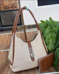 A picture of Classy bag for a classy lady