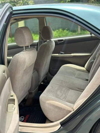 A picture of 2003 Toyota Corolla LE 2003
