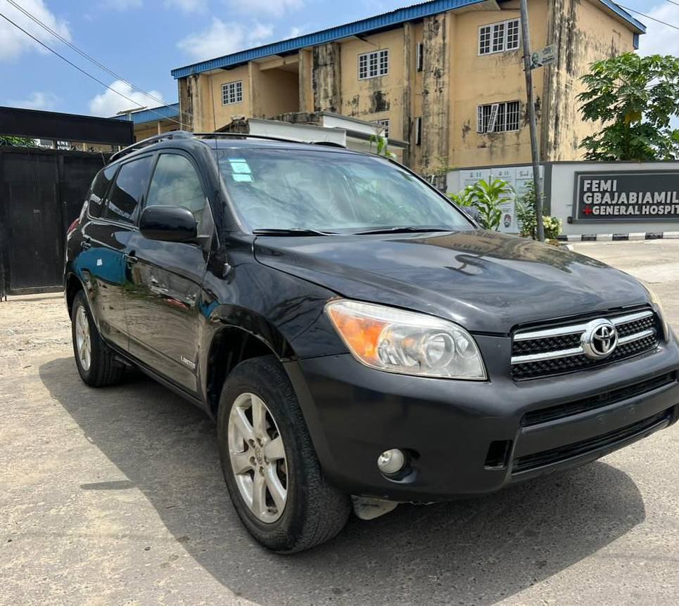 A picture of 2008 TOYOTA RAV4 FOR SALE